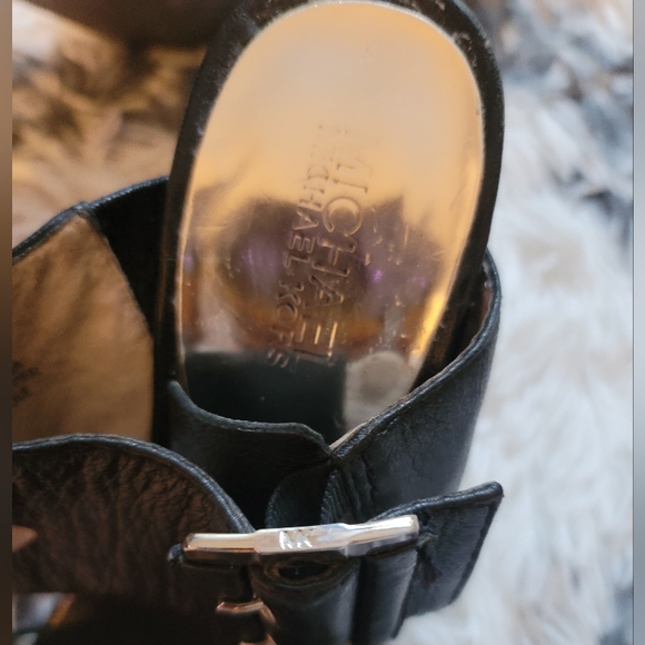 Michael Kors, size 7 - Picture 5 of 6